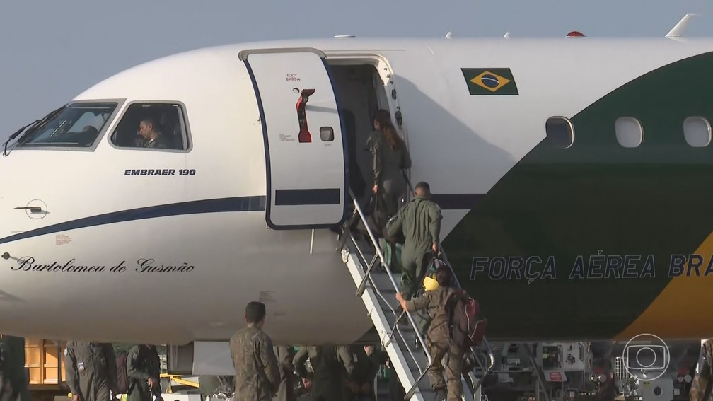Avião presidencial espera aval do Egito para tirar brasileiros de Gaza