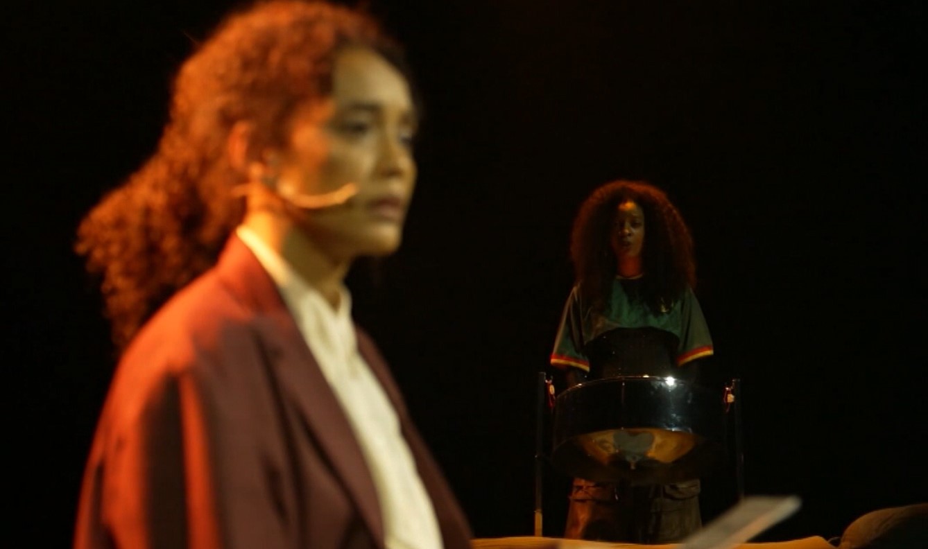 Taís Araújo destaca importância da kora em espetáculo teatral​‌​