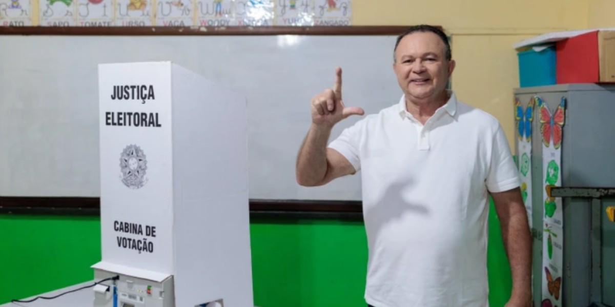 Governador do Maranhão, Carlos Brandão (MDB), vota em Colinas