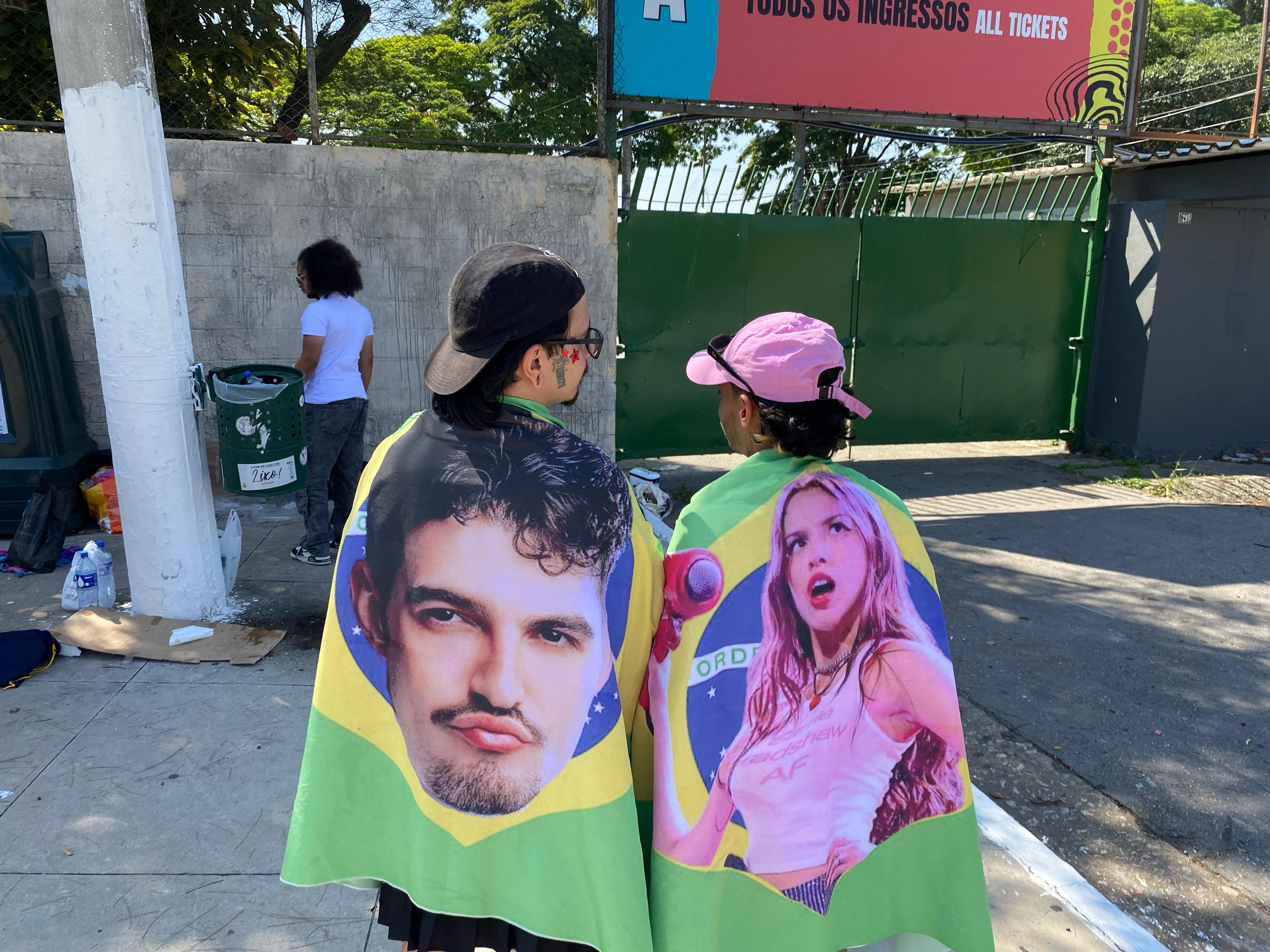 Fãs de Jão e Olivia Rodrigo passam a madrugada no Autódromo para ‘pegar grade’ no Lollapalooza | Lollapalooza 2025