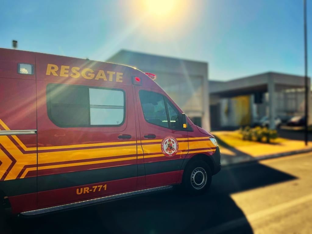 Bebê recém-nascido é salvo de engasgo com leite após vizinha chamar bombeiros em MT