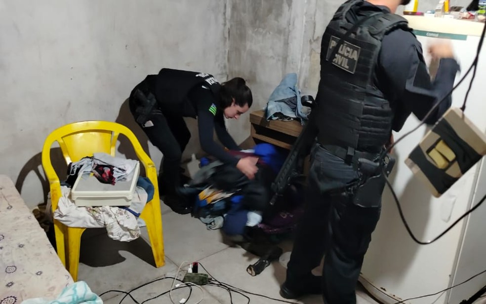Busca e apreensão realizada em investigação de morte de caseiro, em Rio Verde — Foto: Divulgação/Polícia Civil
