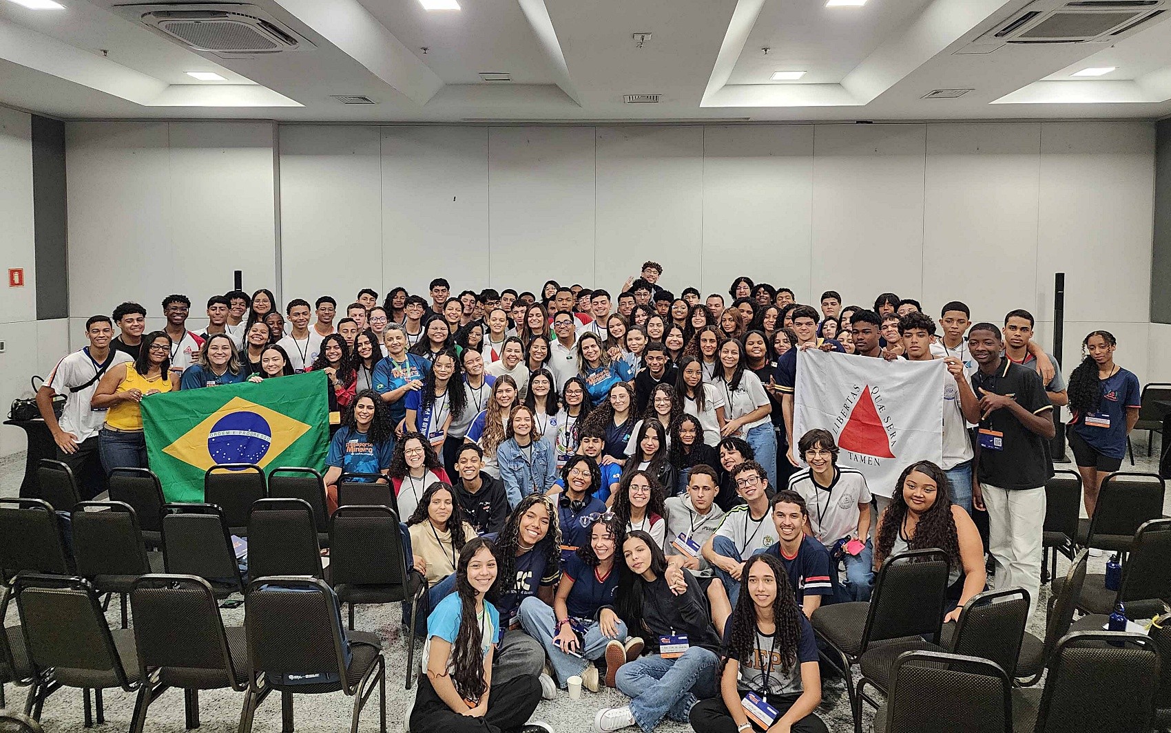 Sul de Minas tem 11 estudantes selecionados para intercâmbio internacional da rede estadual