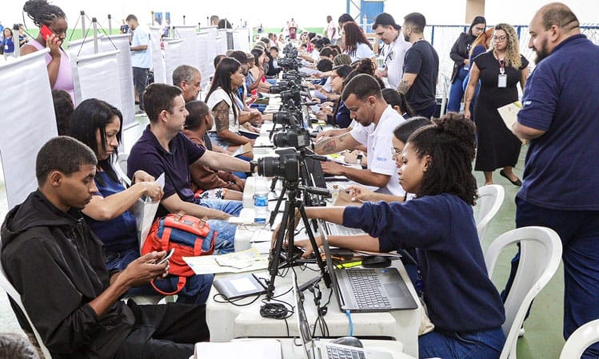 Detran em Movimento leva serviços a Araruama nesta quinta-feira