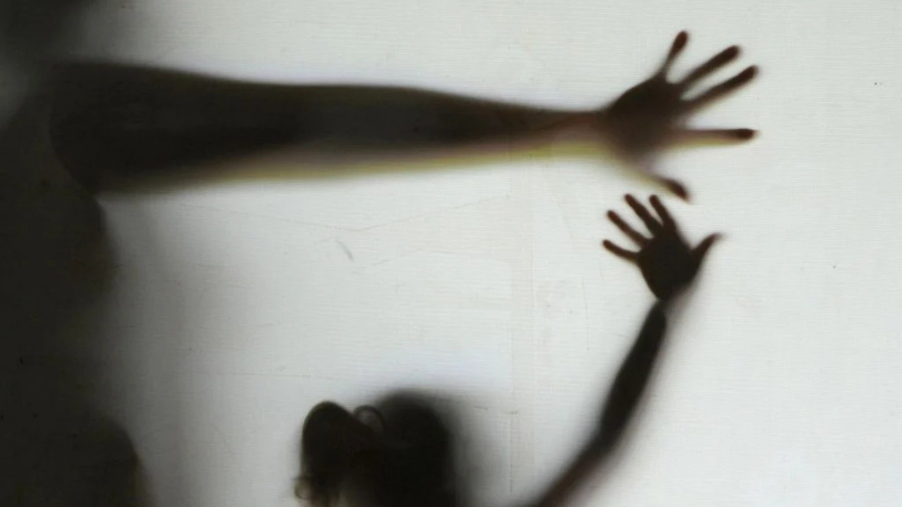 Avô é preso suspeito de estuprar as próprias netas crianças enquanto elas ficavam na casa dele, no PR