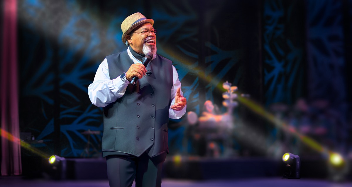 Jorge Aragão faz show gratuito em Teresina; saiba como garantir ingressos