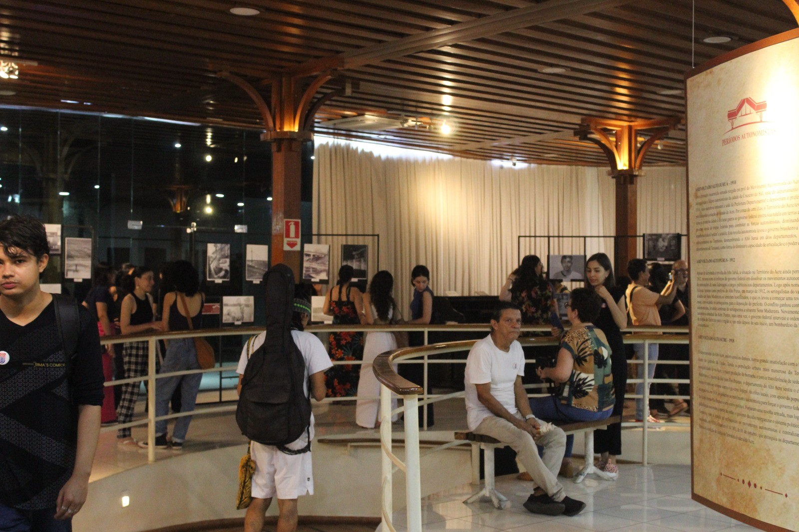 Mostra de Comunicação Visual: 13ª edição traz fotografias com temáticas sociais em exposição gratuita no AC