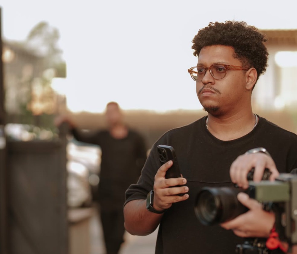 Videomaker Paulo Soares, que está entre os desaparecidos em helicóptero — Foto: Reprodução