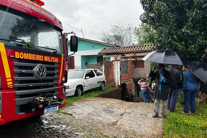 Corpo de homem desaparecido é encontrado enterrado e concretado no quintal de casa em Ijuí