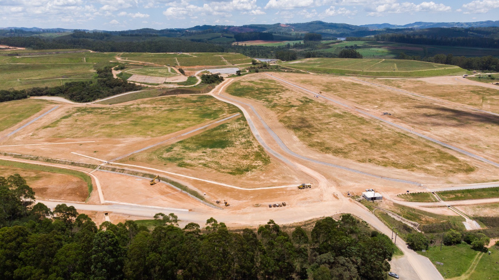 Alcoa faz recadastramento da população próxima às barragens de resíduos de bauxita em Poços de Caldas
