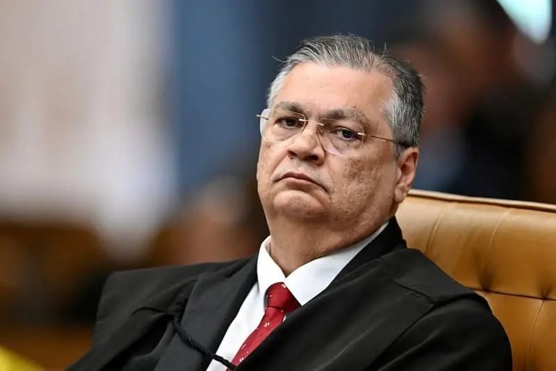 Dino afirma em decisão que exercício do mandato de deputado não permite trabalho remoto
