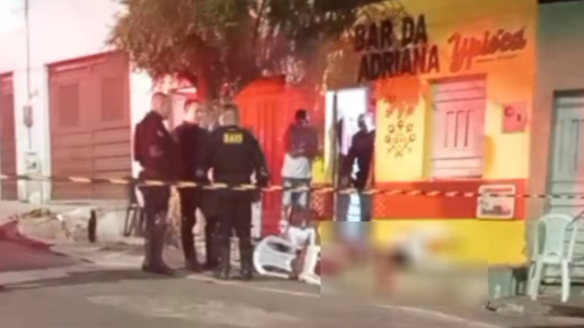 Mãe, filha e adolescente são mortas em ataque a tiros em bar no interior do Ceará