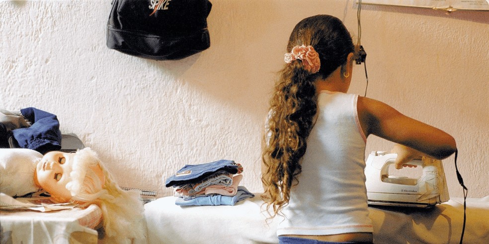 Empresária é condenada a pagar R$ 75 mil a mulher vítima de trabalho infantil e análogo à escravidão, no Ceará. — Foto: TRT-7/Reprodução