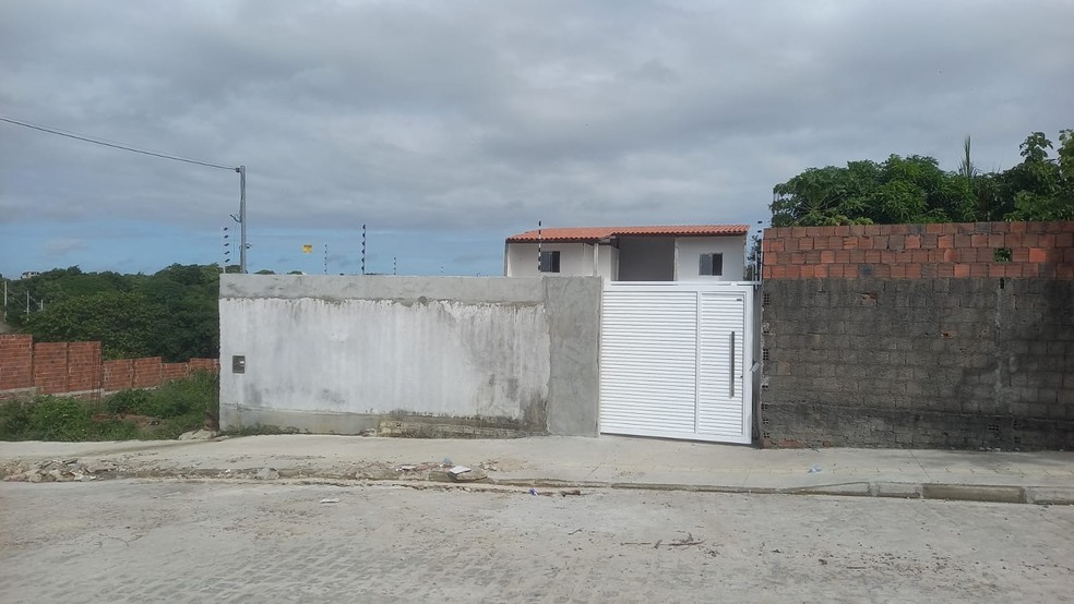 Casa fica localizada na rua Pedro Pereira da Cunha, em Joo Pessoa  Foto: Antonio Vieira/TV Cabo Branco
