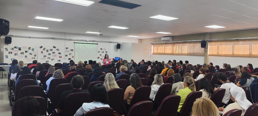 Atibaia valoriza formação continuada e práticas inclusivas na rede municipal