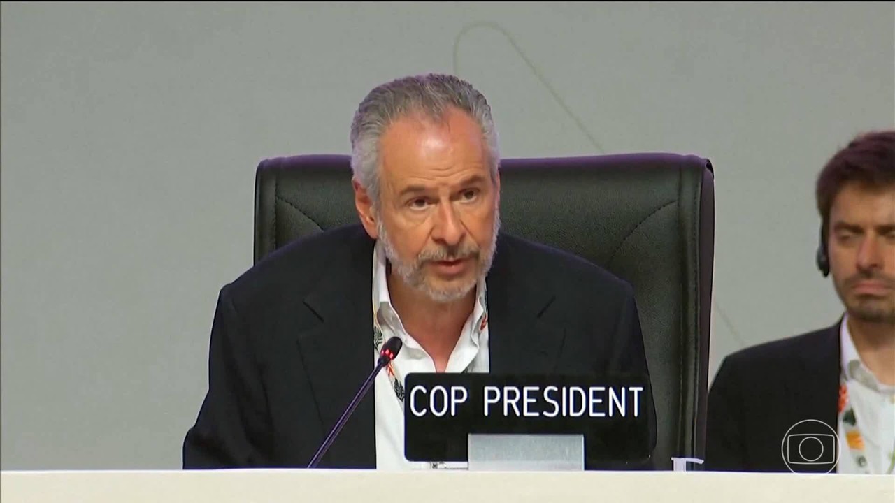 Após COP sem acordo sobre combustíveis fósseis, Lula dá 60 dias para governo elaborar proposta de transição energética