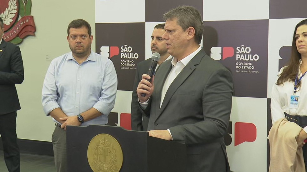 Governador de SP fala sobre a greve em pronunciamento no Palácio dos Bandeirantes — Foto: Reprodução/TV Globo