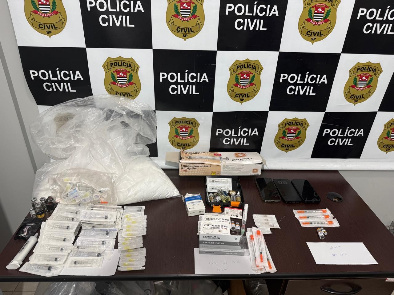 Polícia Civil prende casal por revender e aplicar ilegalmente canetas emagrecedoras em salão de beleza de Americana