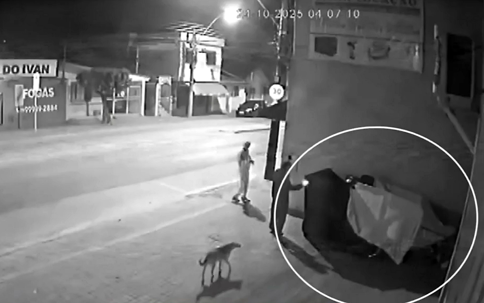 Morador em situação de rua tem barraca incendiada enquanto dormia em Pouso Alegre, MG