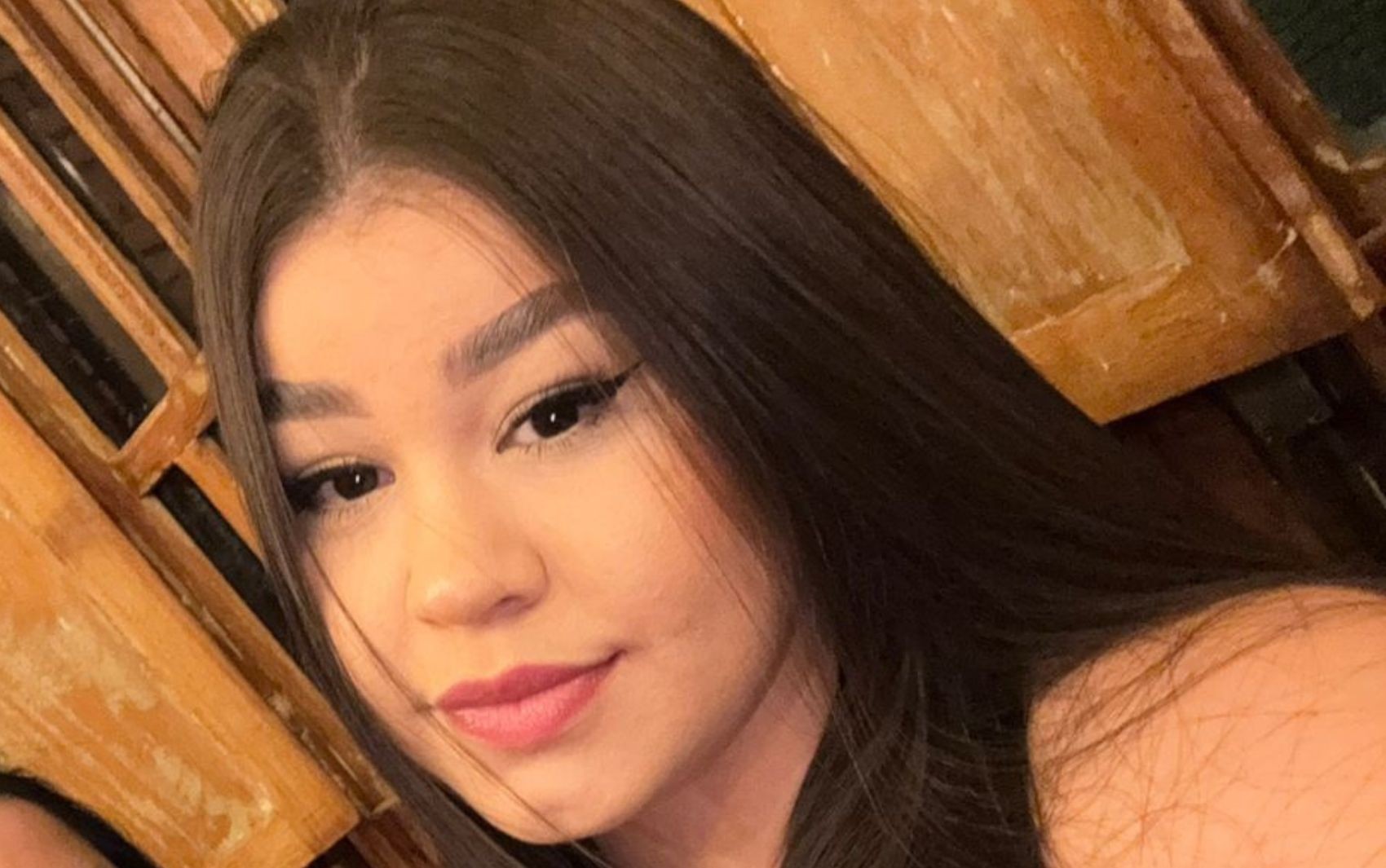 Responsável, carinhosa e empreendedora: veja quem era a jovem que morreu após bater em árvore, em Goiás