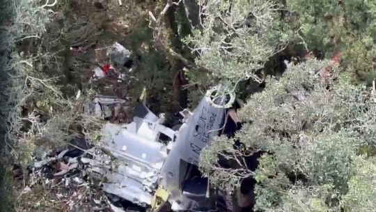 VÍDEO mostra momento em que FAB acha destroços de aeronave