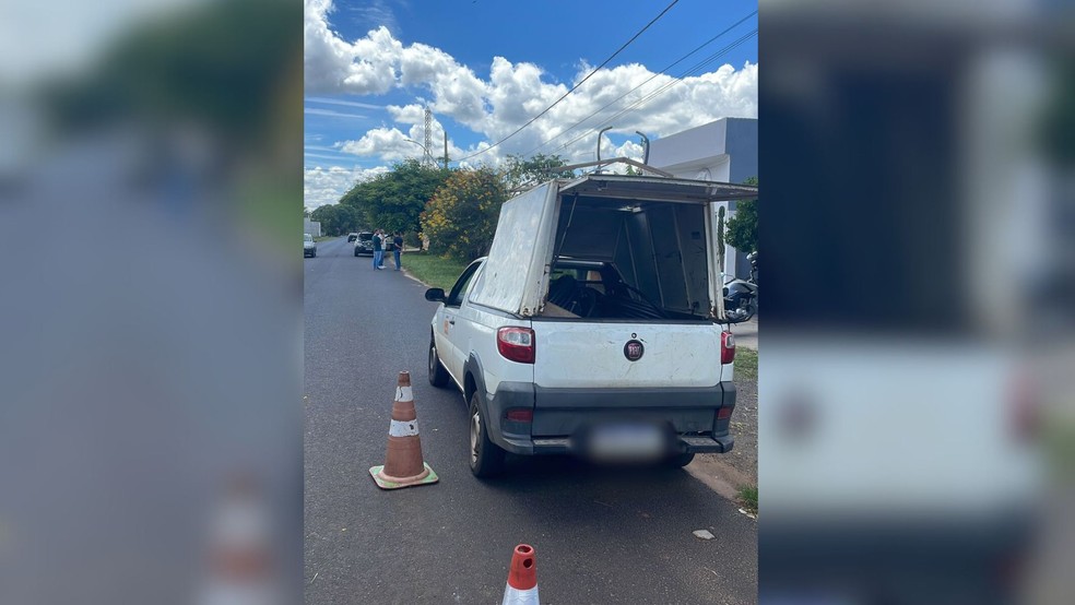 Homens são presos ao se passarem por funcionários de empresa de telefonia em Ibirá (SP) — Foto: Divulgação / Polícia Civil