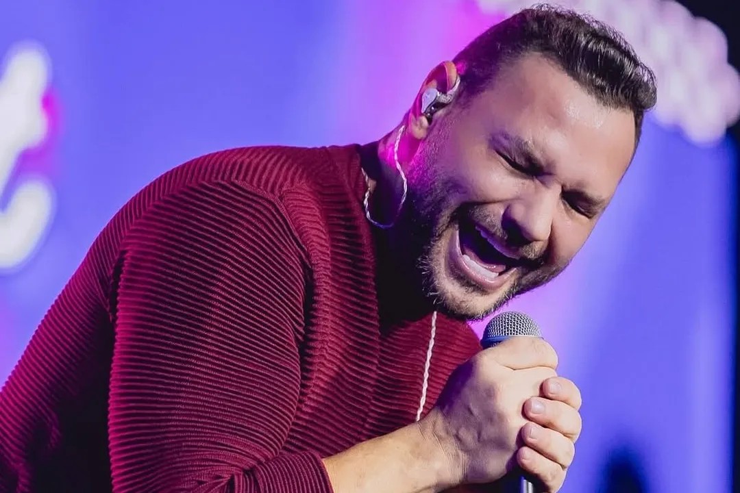 Cantor Lenno Ferreira, da banda Desejo de Menina, é preso após show em João Pessoa 