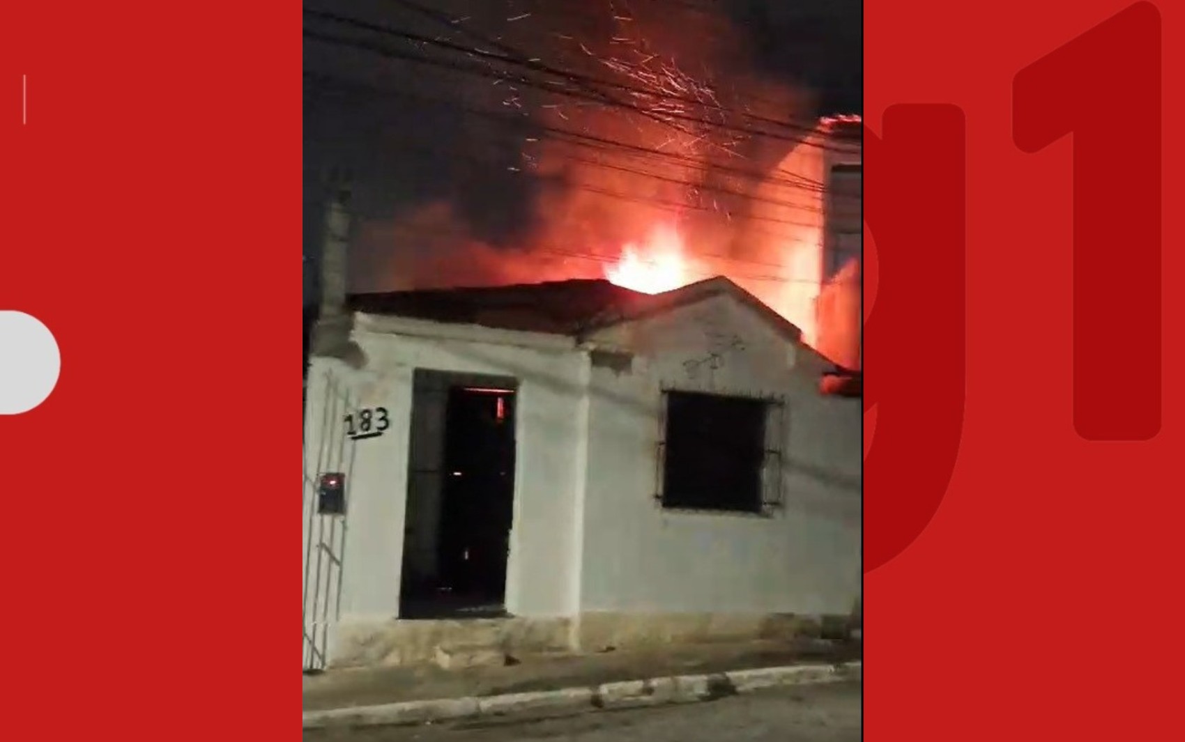 Casa usada por suspeito de sequestrar bebê na Bahia é incendiada; ossadas humanas foram encontradas no local