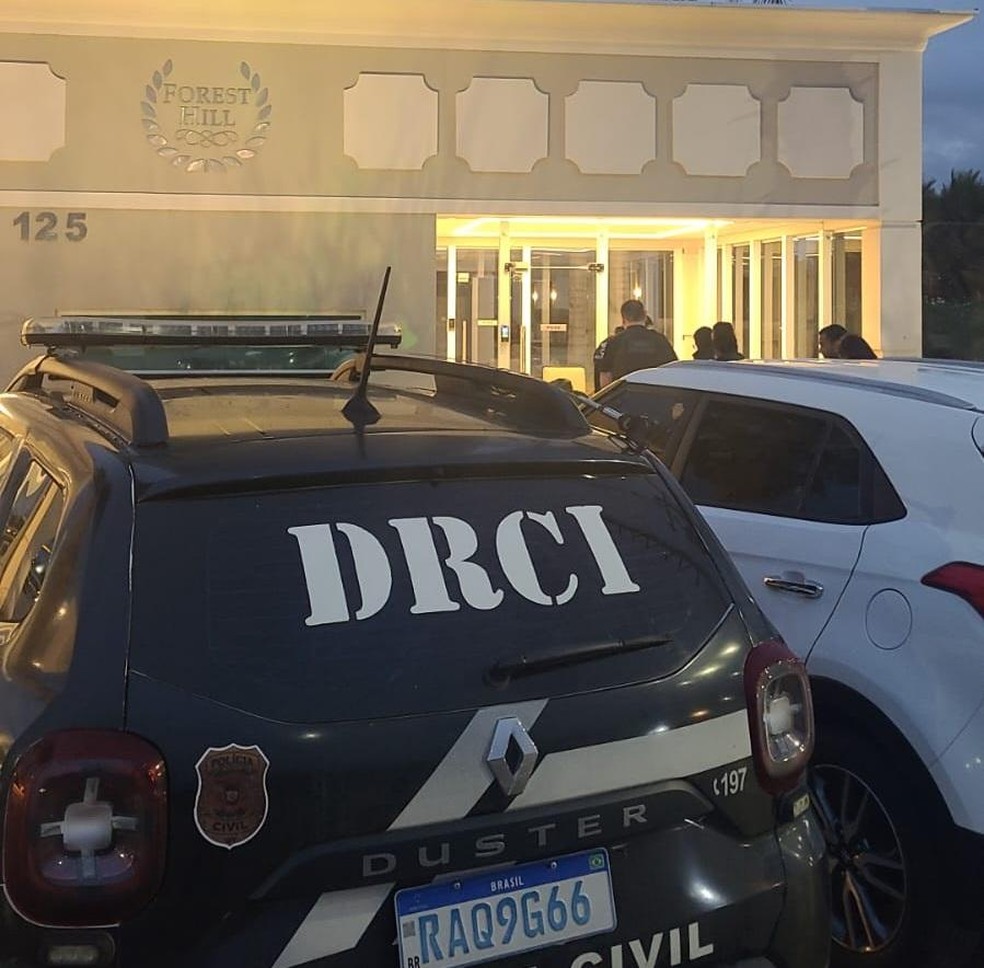 Operação mira cooperativa de plano de saúde em Cuiabá — Foto: Polícia Civil