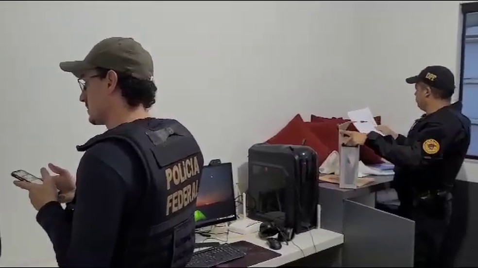 Operação da PF mira grupo suspeito de fraudar concessão de salário maternidade — Foto: Divulgação/PF