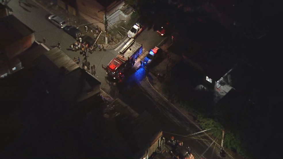 Explosão causada por vazamento de gás deixa feridos na Zona Sul de SP — Foto: Globocop