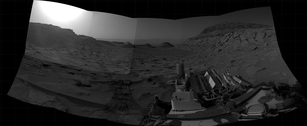 Panorama da tarde - preto e branco — Foto: NASA/JPL- Caltech