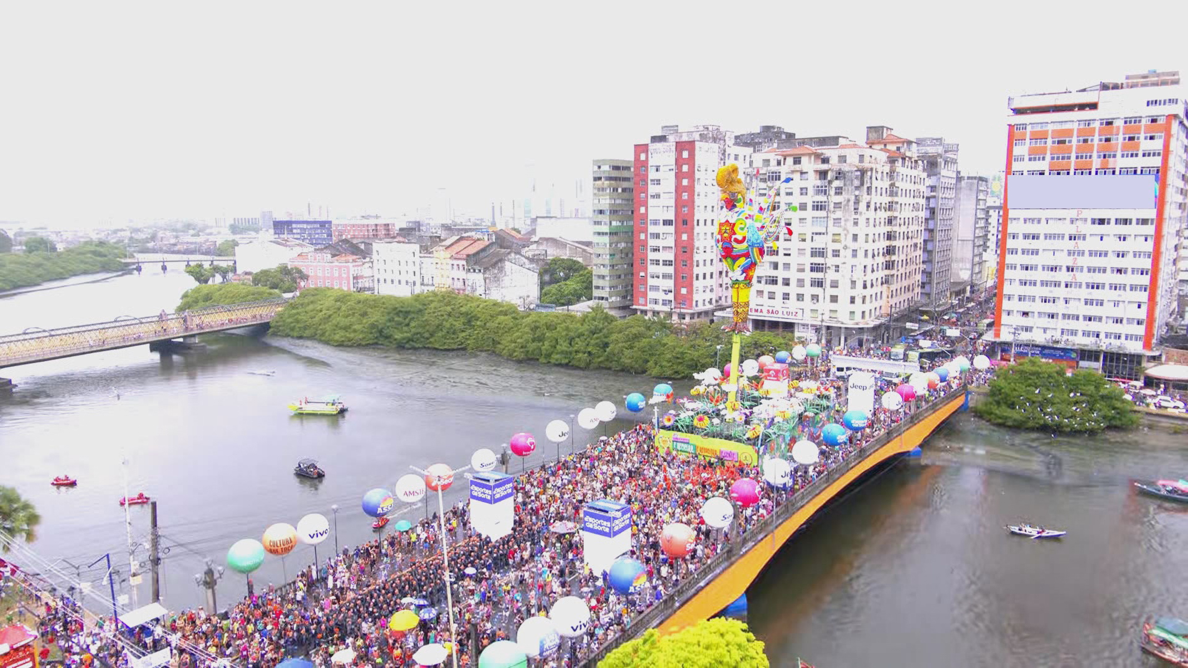 Expresso Galo da Madrugada tem saídas de quatro shoppings; confira horários e pontos de embarque