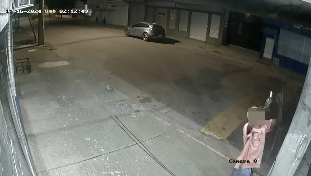 VÍDEOS: Flagras de furto de cabos mostram ação que causa transtornos no RS; lei endureceu penas  