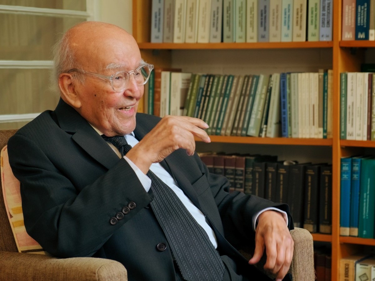 José Afonso da Silva, uma das principais referências do direito constitucional brasileiro, morre aos 100 anos em SP