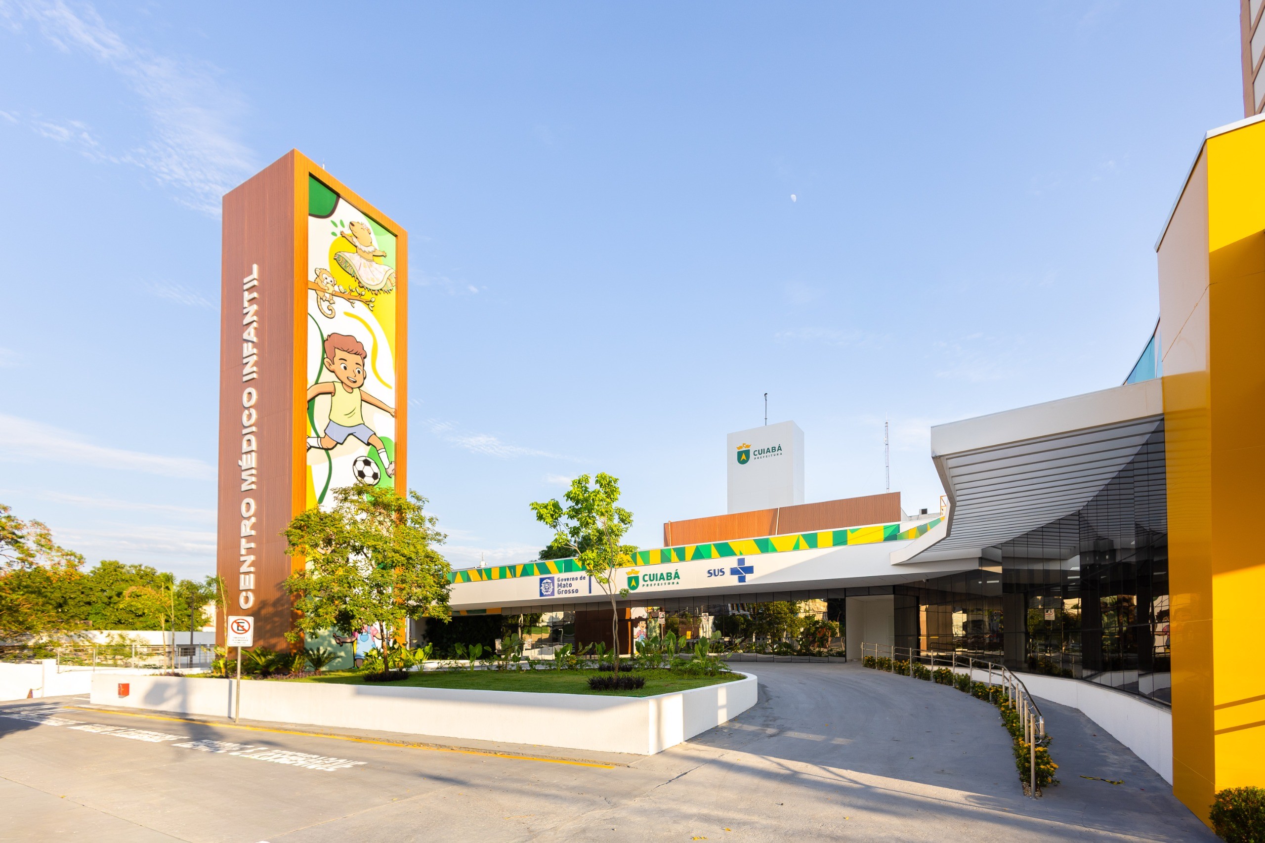 Entrega de hospital infantil de Cuiabá é adiada para novembro após vazamento de água