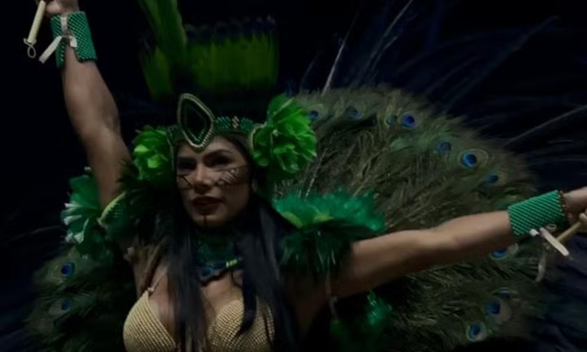 'Expectativa é sempre a melhor', diz Marciele Albuquerque após ensaio geral do Caprichoso às vésperas do Festival de Parintins