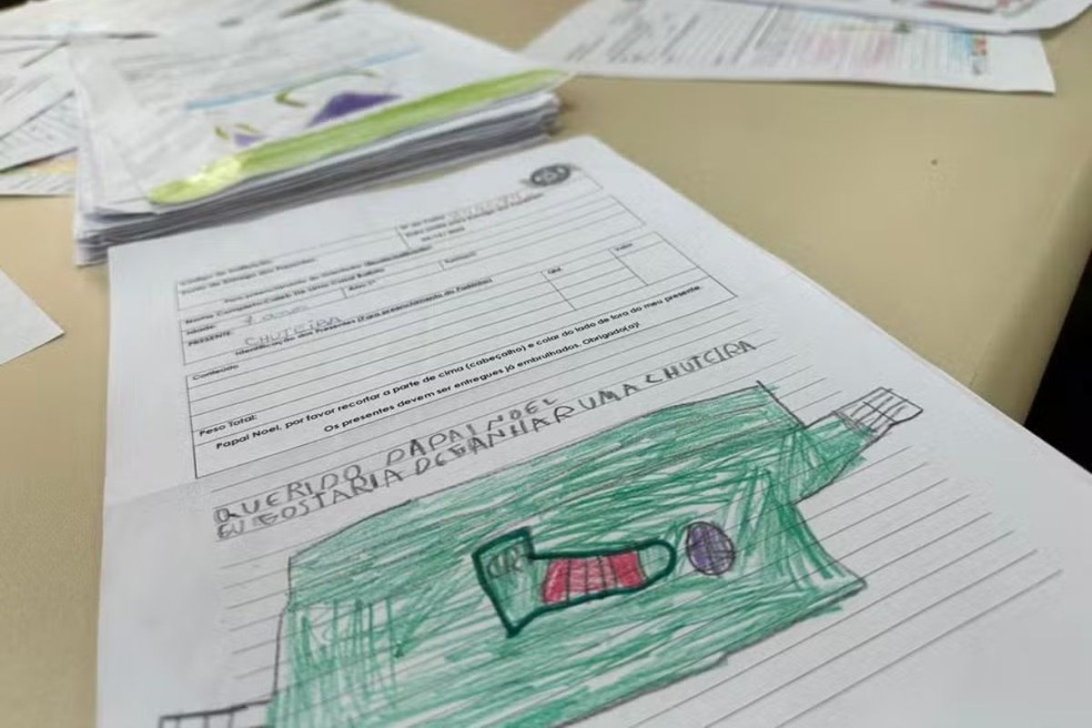 Cartinhas já podem ser adotadas em Campo Grande. — Foto: Dyego Queiroz/TV Morena