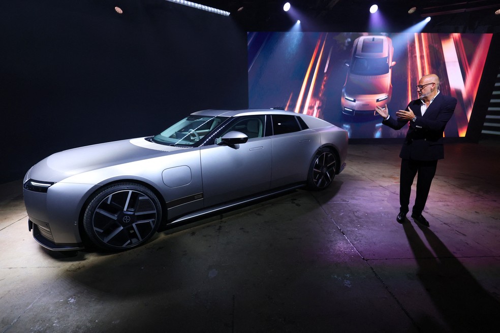 Jaguar apresenta o elétrico de luxo Type 01 em Nova York. — Foto: REUTERS/Mike Segar