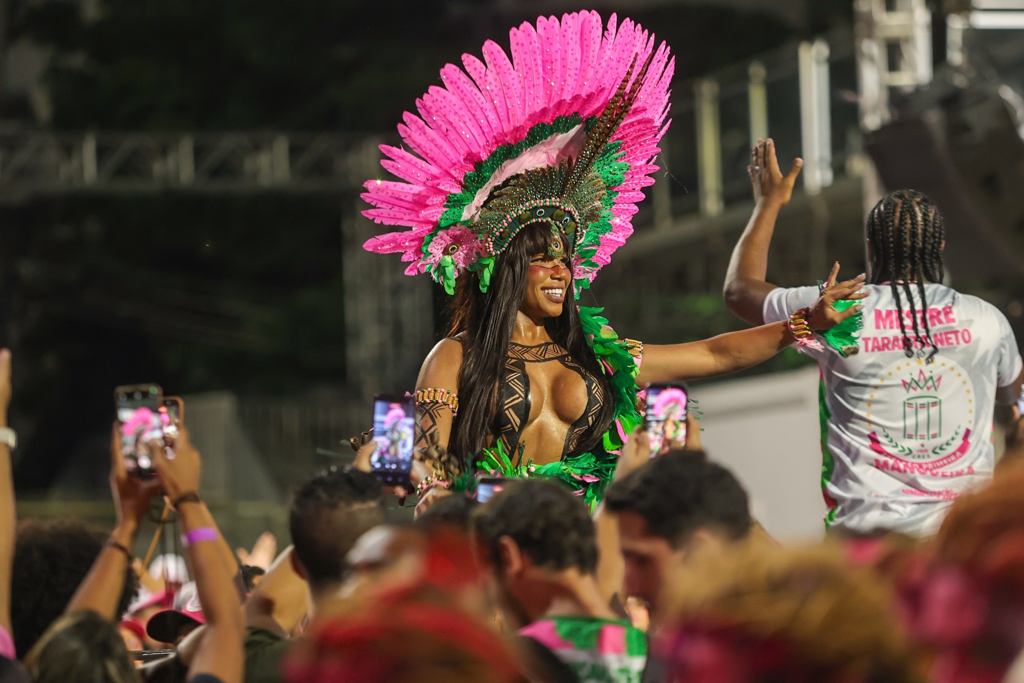 Viradouro, Imperatriz, Grande Rio e Beija-Flor ensaiam na Sapucaí neste domingo com rainhas Ju Paes, Virginia e Iza