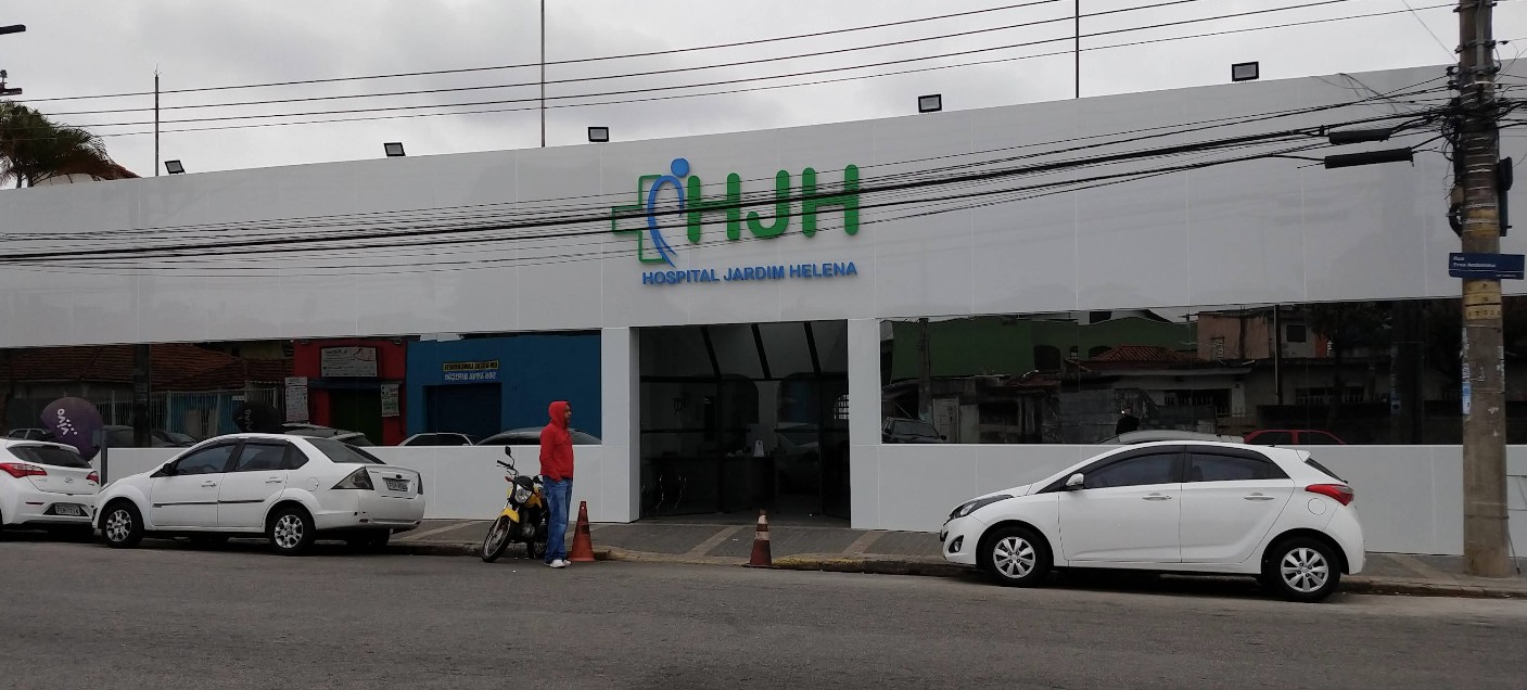 Polícia faz operação contra falsos médicos que atuaram por anos em hospital privado da Zona Leste e são suspeitos de mortes