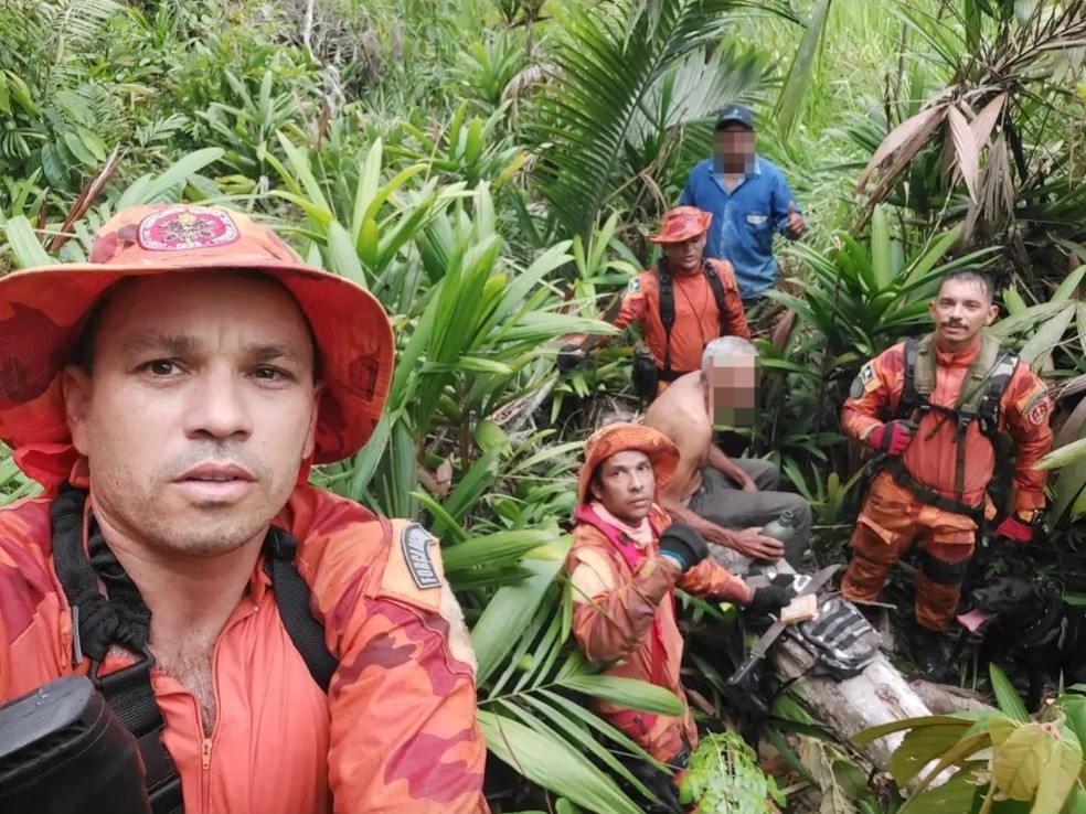 Idoso com alzheimer é resgatado pelos bombeiros de Rondônia — Foto: Reprodução/CBM-RO