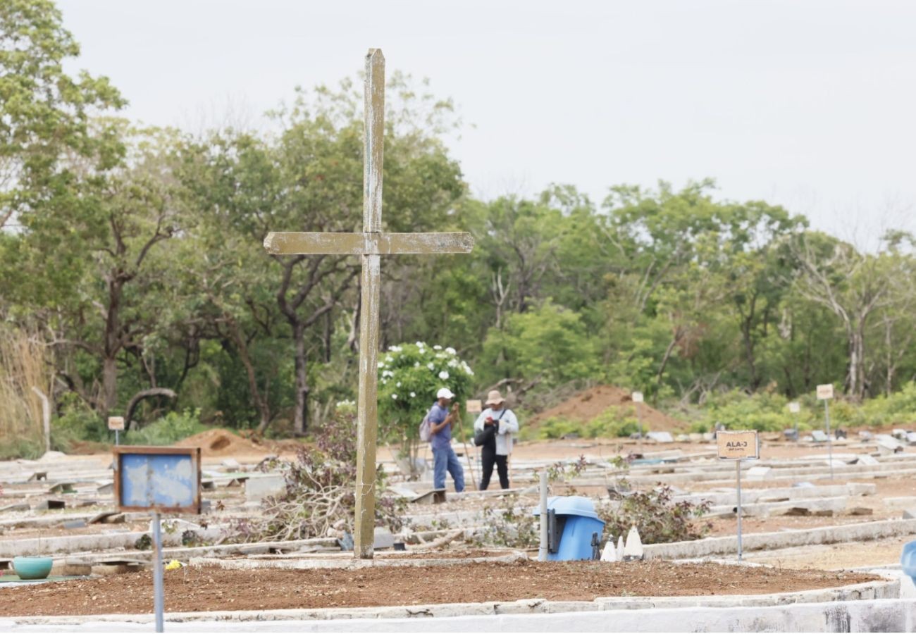 Em destaque: Veja horários de visitas e missas aos cemitérios de Palmas no Dia de Finados