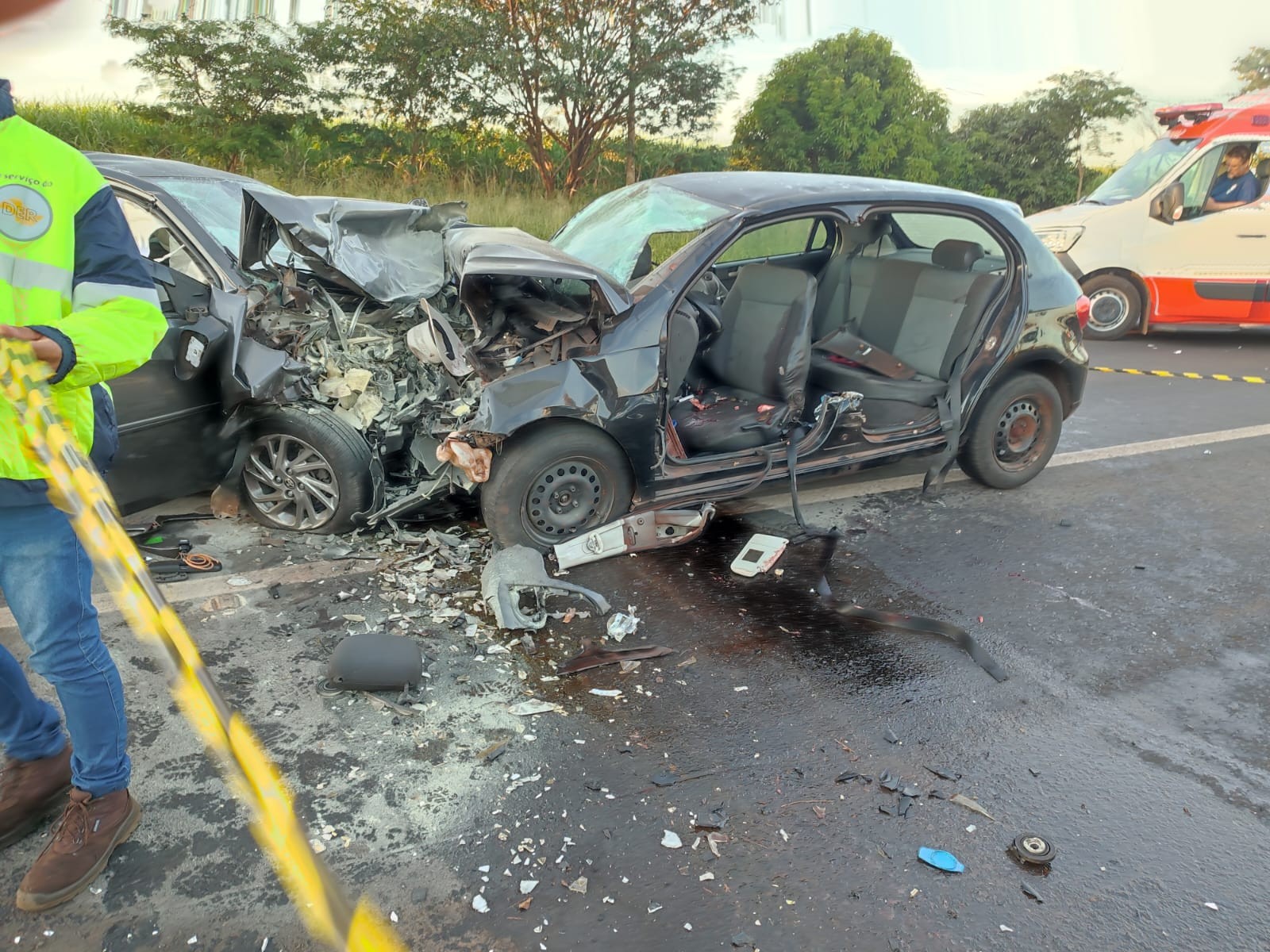 Acidente entre carros mata 4 pessoas em rodovia de Barretos