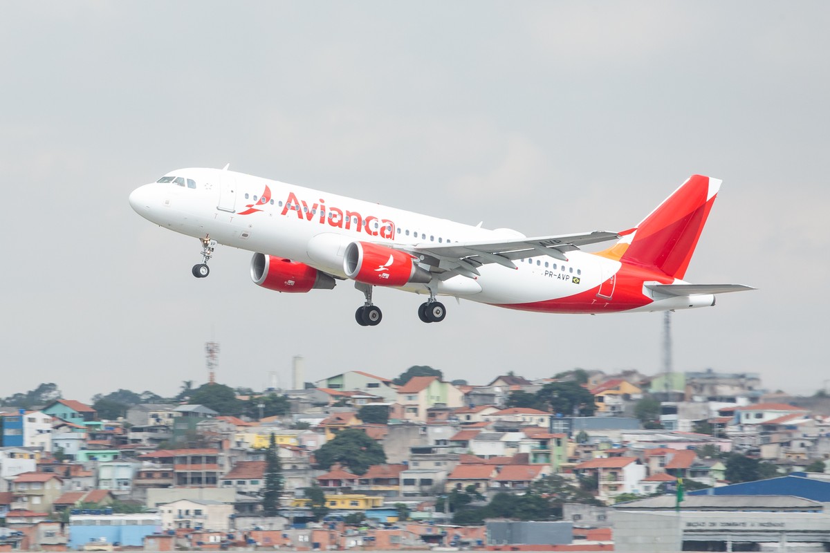 Preço de passagem aérea sobe com crise da Avianca Brasil - Jornal O Globo