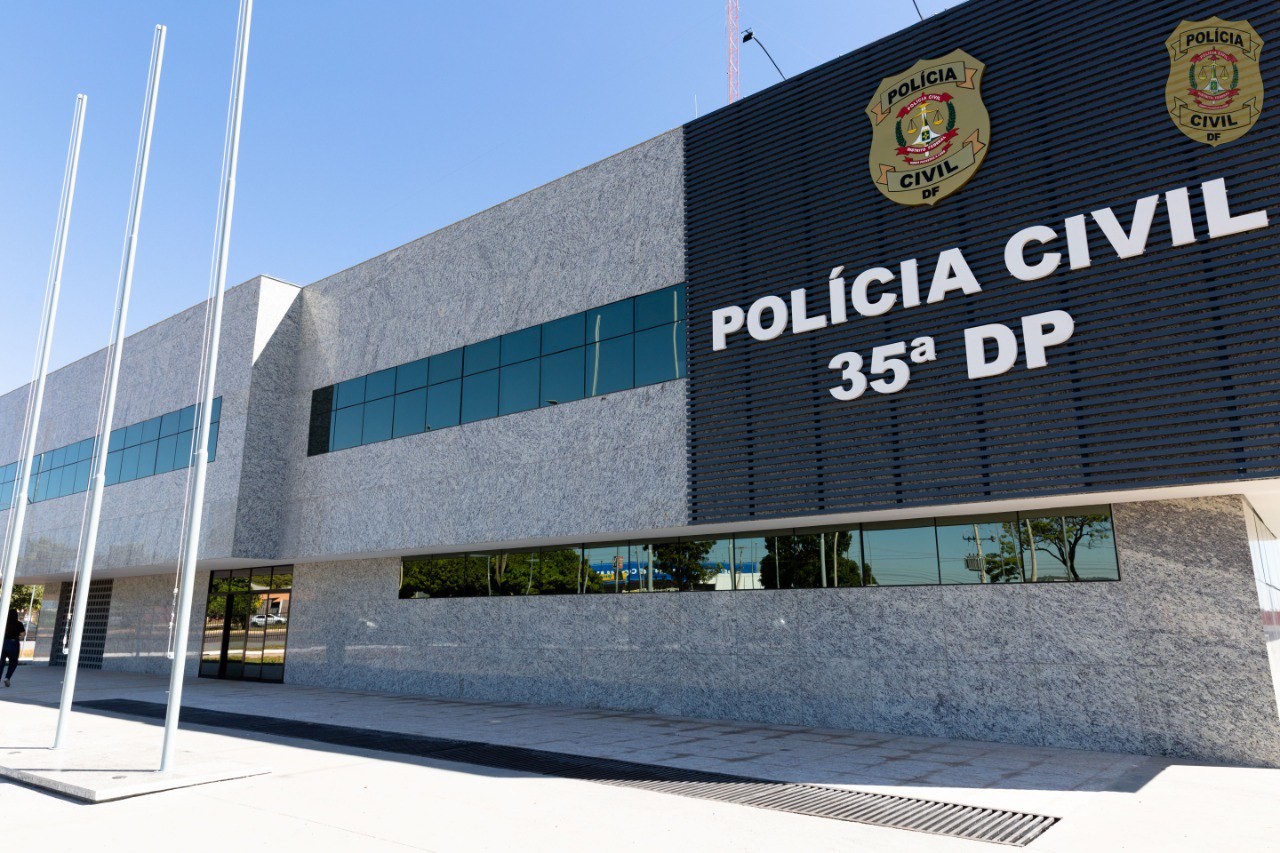 Suspeito de integrar Comando Vermelho é preso após aplicar mais de R$ 200 mil em golpes no DF