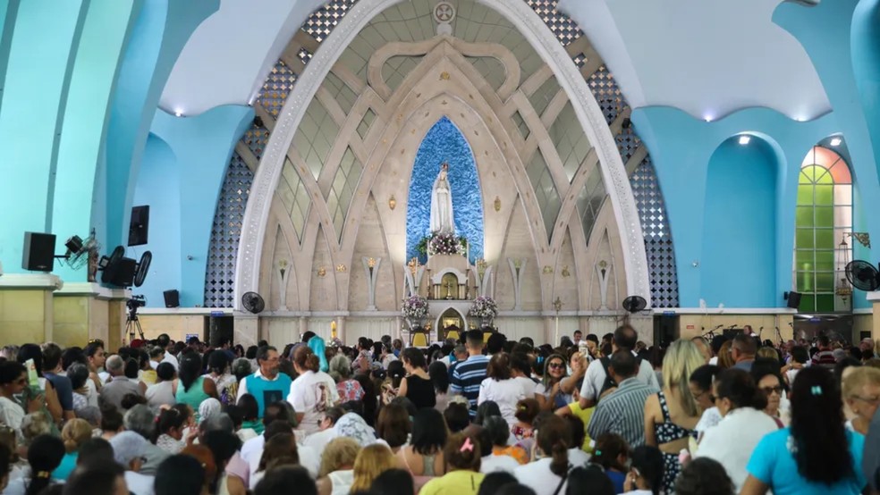 A Igreja de Fátima é um dos templos católicos mais conhecidos da capital cearense. — Foto: Fabiane de Paula/SVM