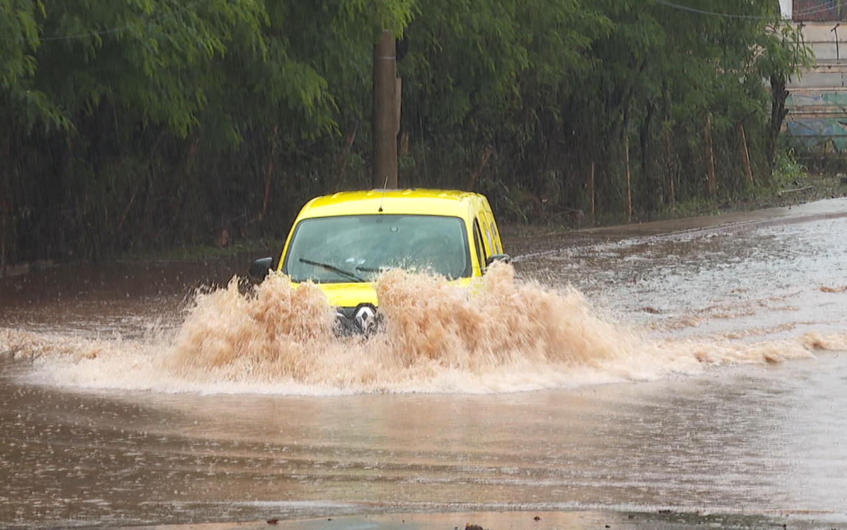 Seguro pode não cobrir danos no carro causados por alagamentos; entenda como funcionaon novembro 9, 2024 at 6:17 pm