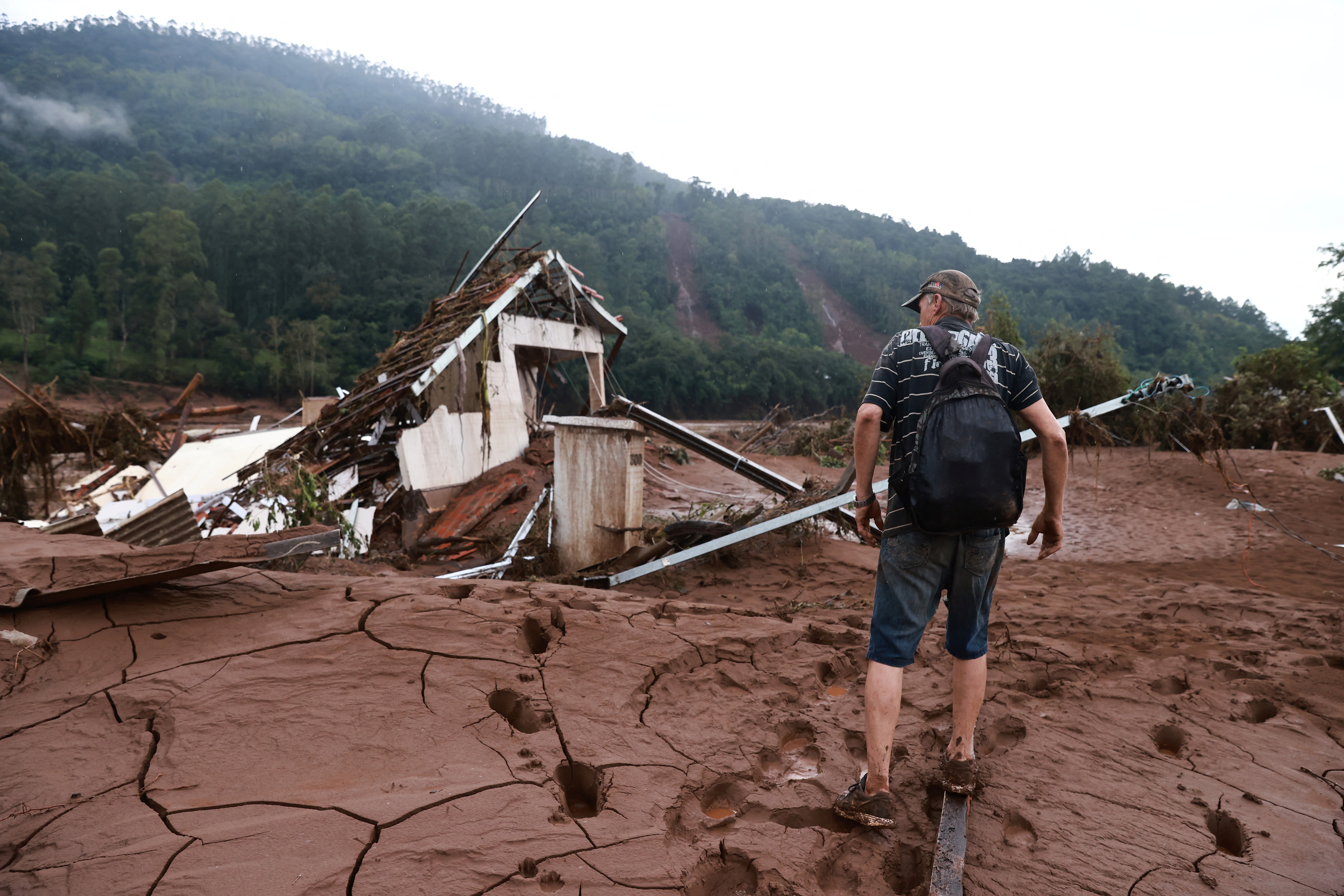 Prefeitura de Jacareí arrecada doações para ajudar vítimas da chuva no Rio Grande do Sul; veja onde doar