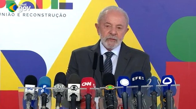 Antes de viagem à França, Lula diz que Brasil quer preservar Amazônia por 'nossa conta', mas que aceita ajuda externa
